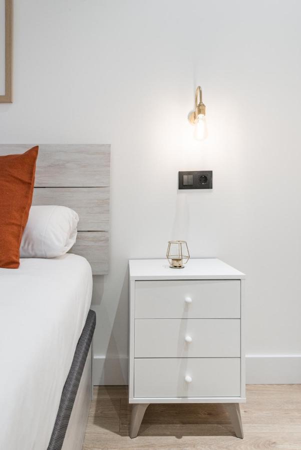 Apartament Jes B Close To Bernabeu Stadium Madrid Dış mekan fotoğraf