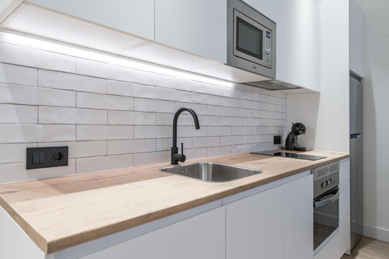 Apartament Jes B Close To Bernabeu Stadium Madrid Dış mekan fotoğraf