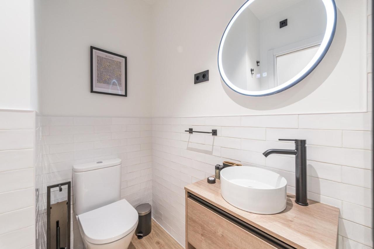 Apartament Jes B Close To Bernabeu Stadium Madrid Dış mekan fotoğraf